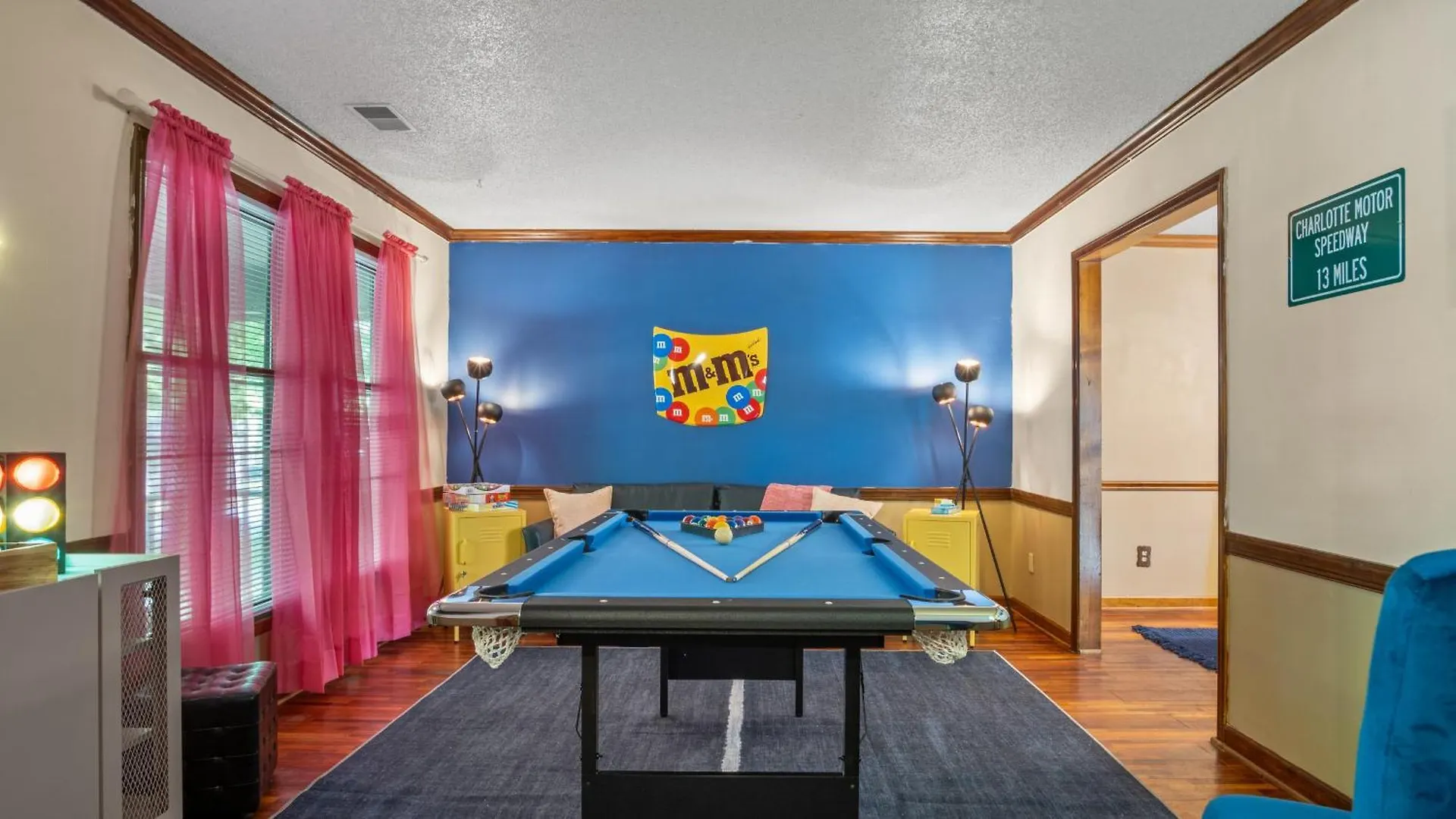 4Bd Contemporary Home With Bbq, Game Room Charlotte Holiday home