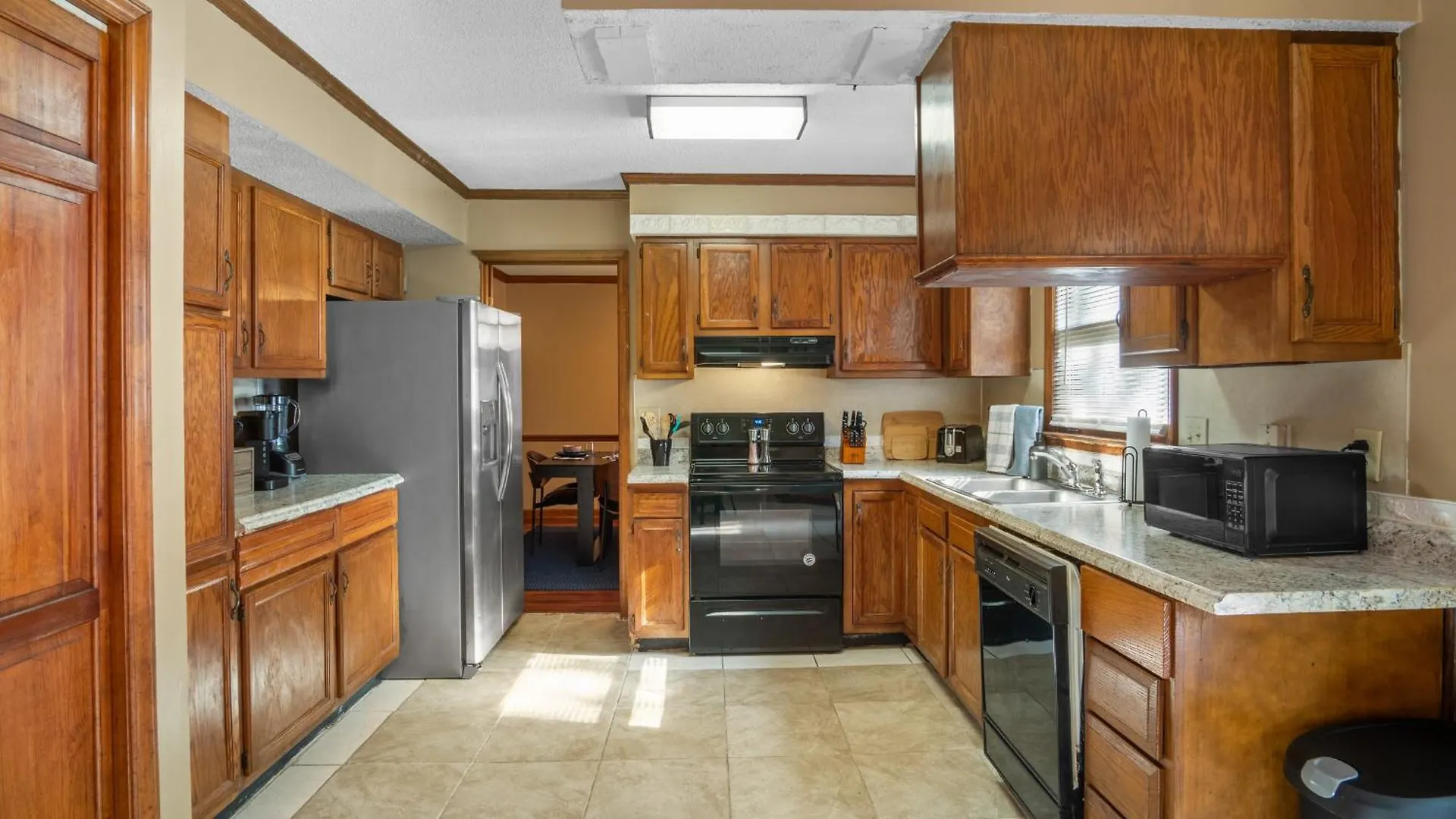 4Bd Contemporary Home With Bbq, Game Room Charlotte Holiday home