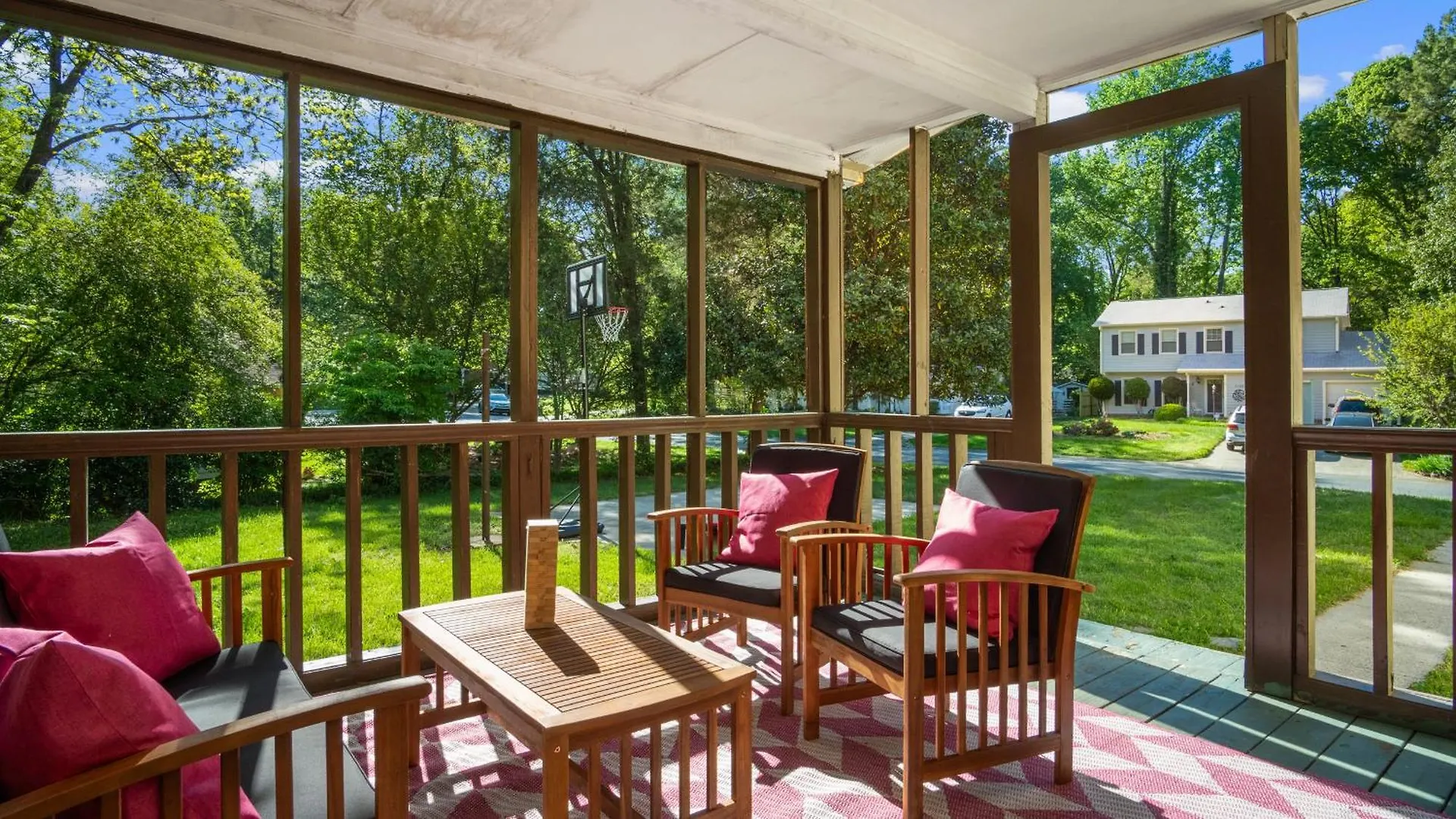 4Bd Contemporary Home With Bbq, Game Room Charlotte